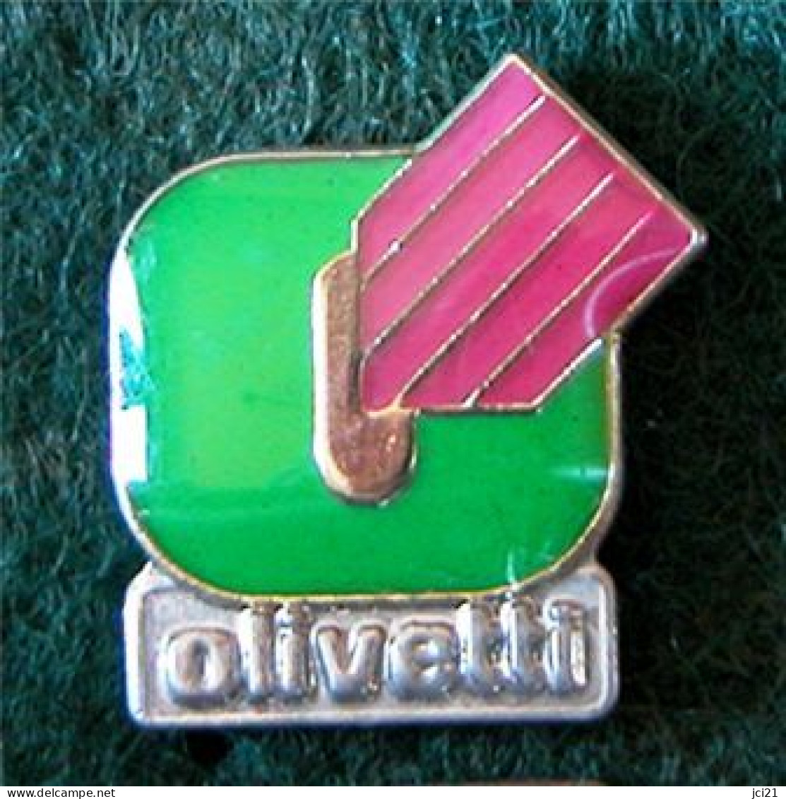 PIN'S " OLIVETTI " _DP137 - Informatique