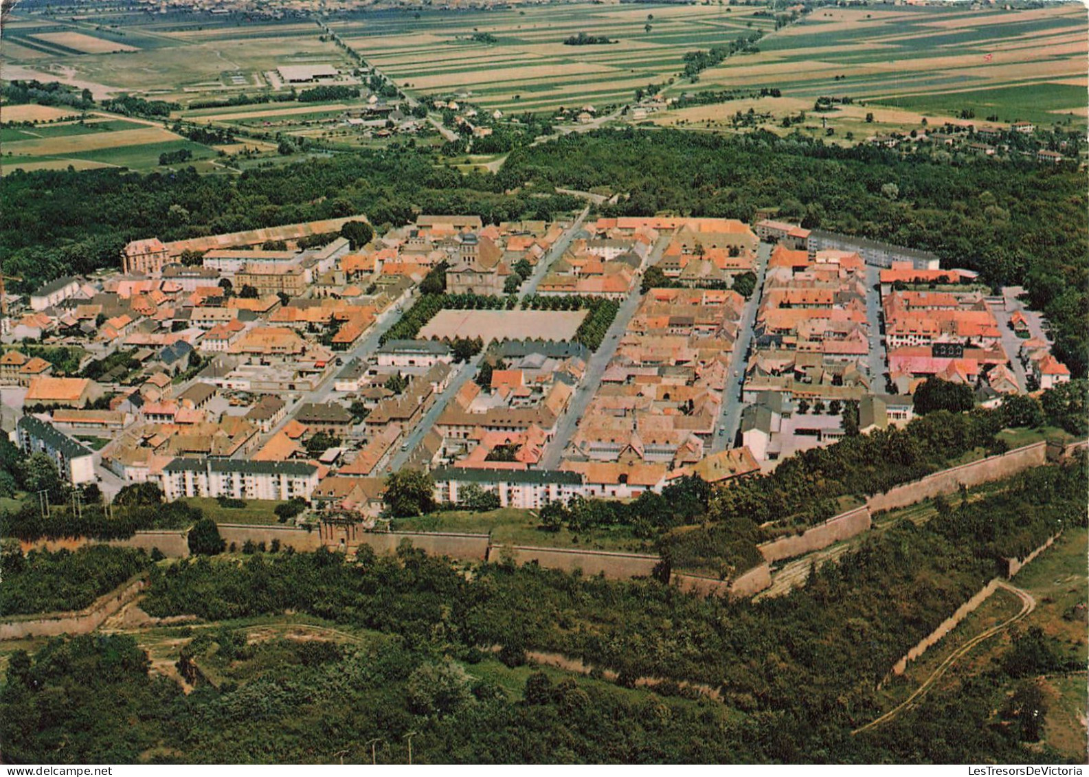 FRANCE - Neuf Brisach - Ville Fortifiée Par Vauban Au XVII ème Siècle - Colorisé - Carte Postale - Neuf Brisach