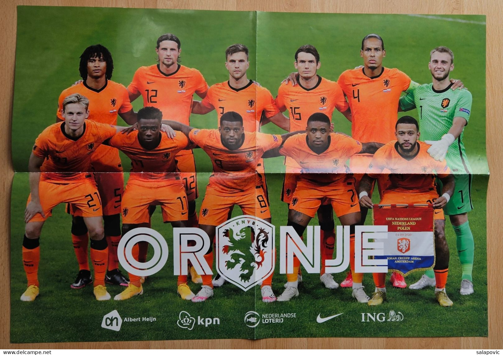 Netherlands Dutch National Team Football Male And Female Team Poster 59.3 X 41.6 Cm  SL3/2 - Otros & Sin Clasificación