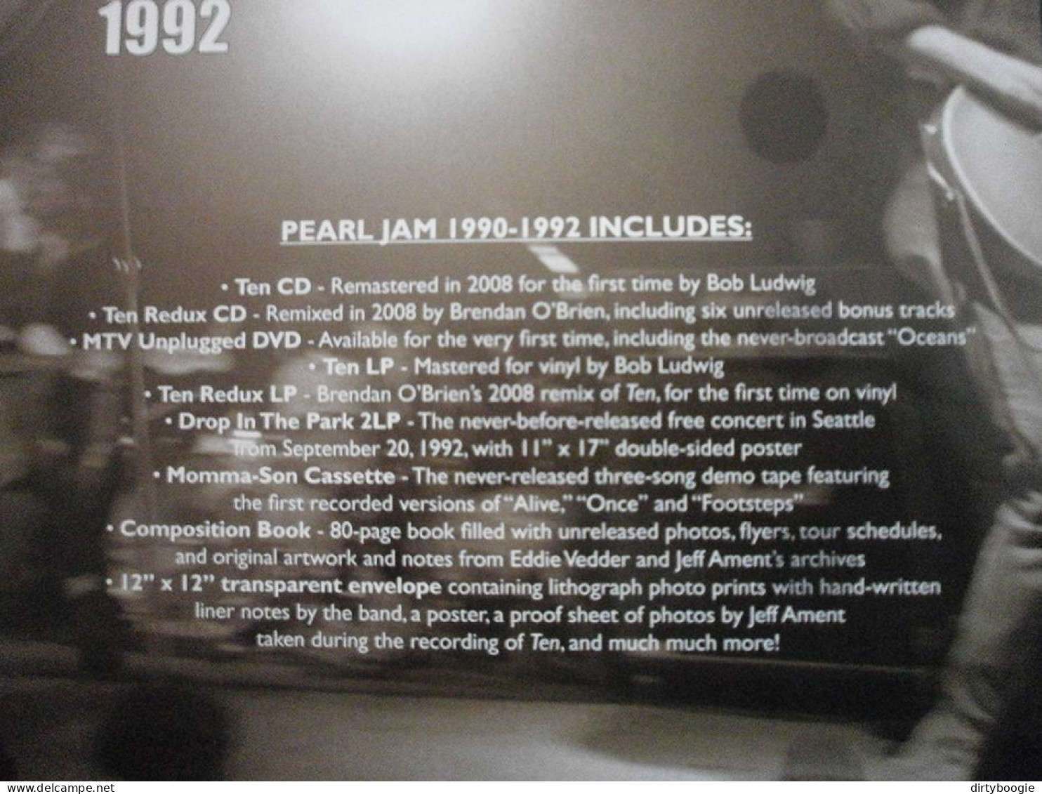 Pearl Jam - Ten - Coffret - LP - CD - DVD - Cassette - Livre - Memorabilia - Spezialformate