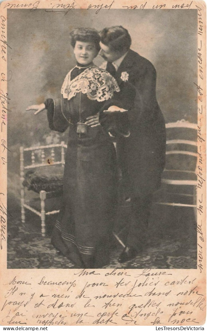 COUPLE - Homme Embrassant La Joue De Sa Fiancée - Ma Tendre Louise - Dos Non Divisé - Carte Postale Ancienne - Paare