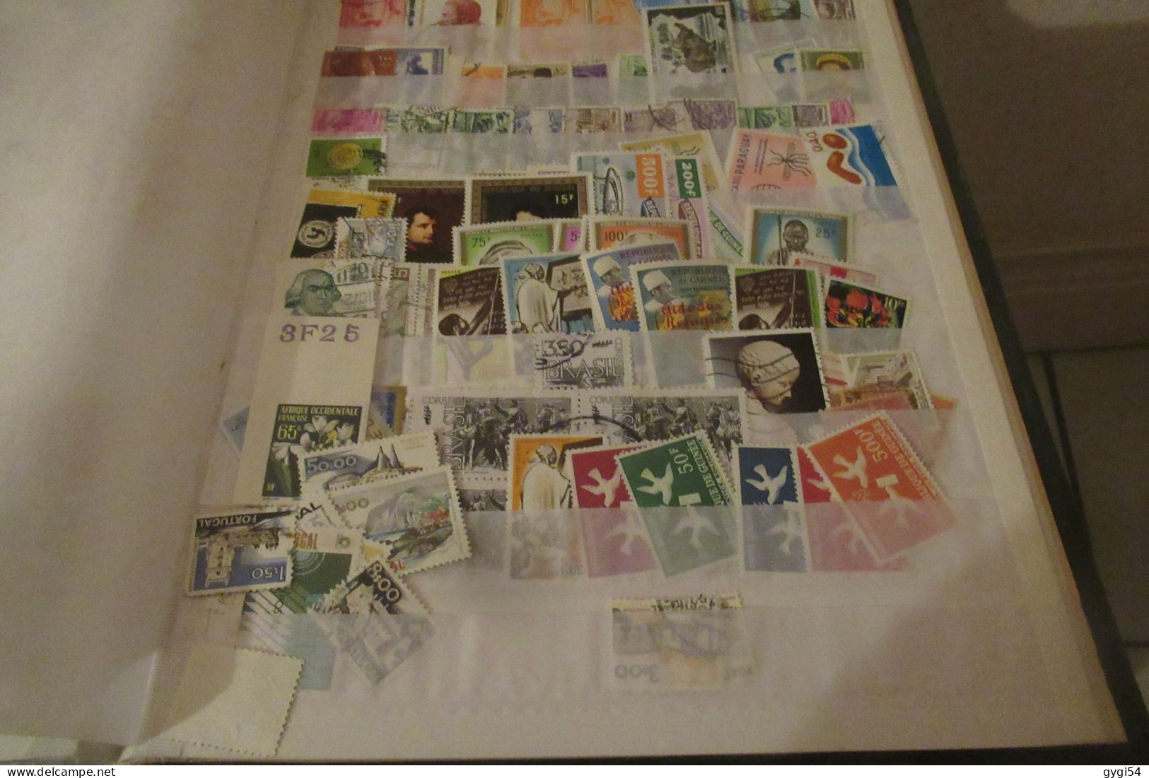 MONDIAL COLLECTION 5000 TIMBRES  O, n* MLH et MNH