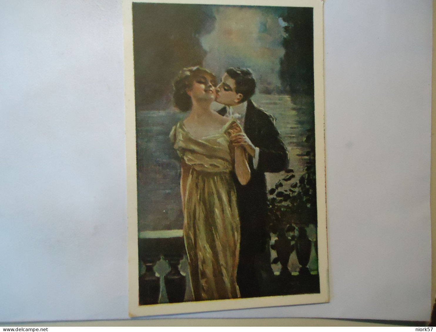 FRANCE   POSTCARDS  LOVE MEN AND WOMEN - Valentinstag