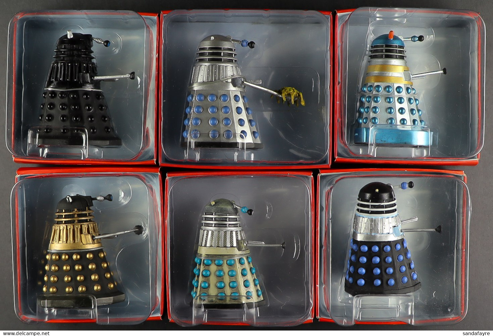 DR WHO - EAGLEMOSS COLLECTORS' MODELS. Comprising Of The Tardis (Special 1), Slitheen (Special 2), Giant Robot (Special  - Autres & Non Classés