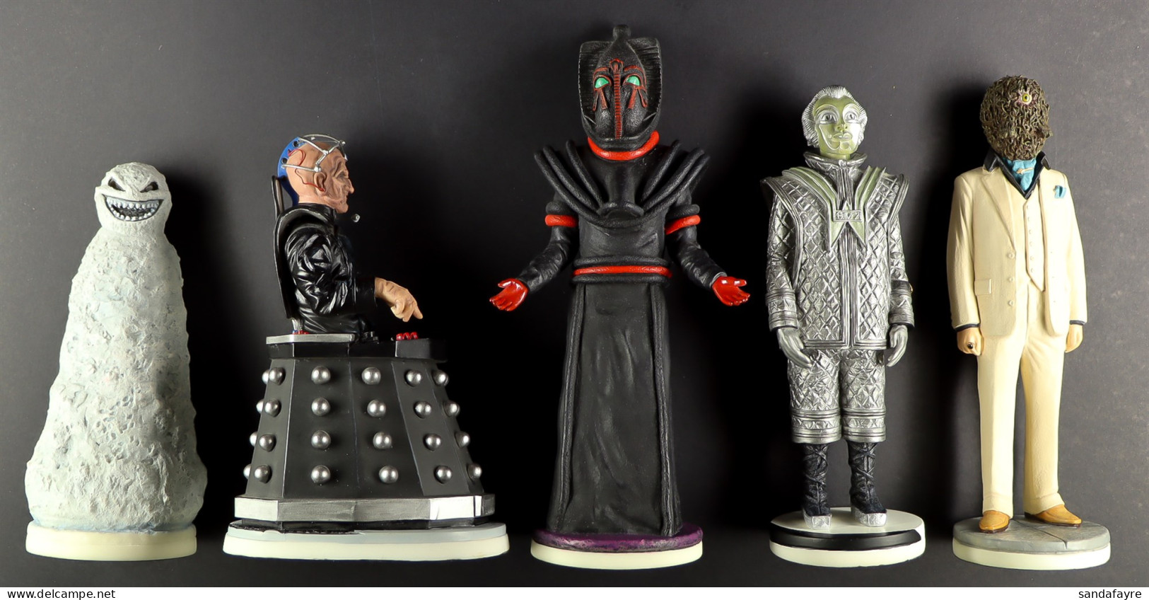 DR WHO - ROBERT HARROP HAND PAINTED FIGURINES. Limited Edition Figurines Comprising Of Jagarath Soaroth WHO 13, 227/300  - Andere & Zonder Classificatie