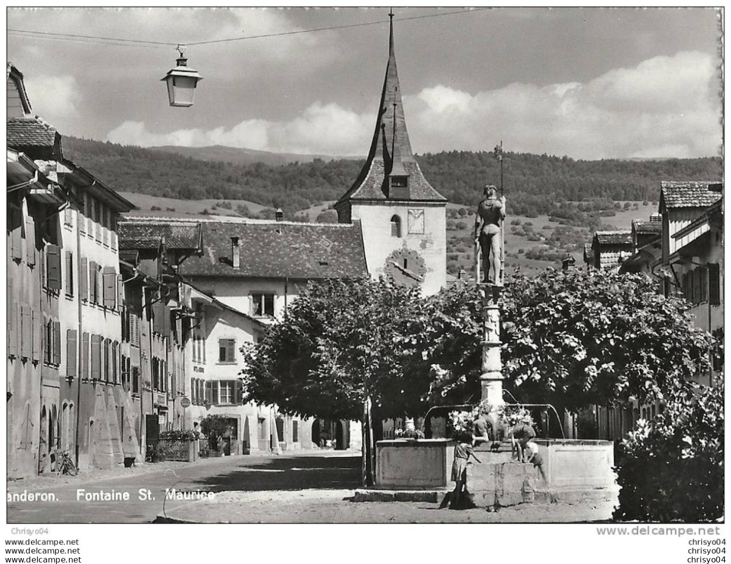 14paL      SUISSE LE LANDERON FONTAINE St MAURICE ANIMEE ENFANTS - Le Landeron