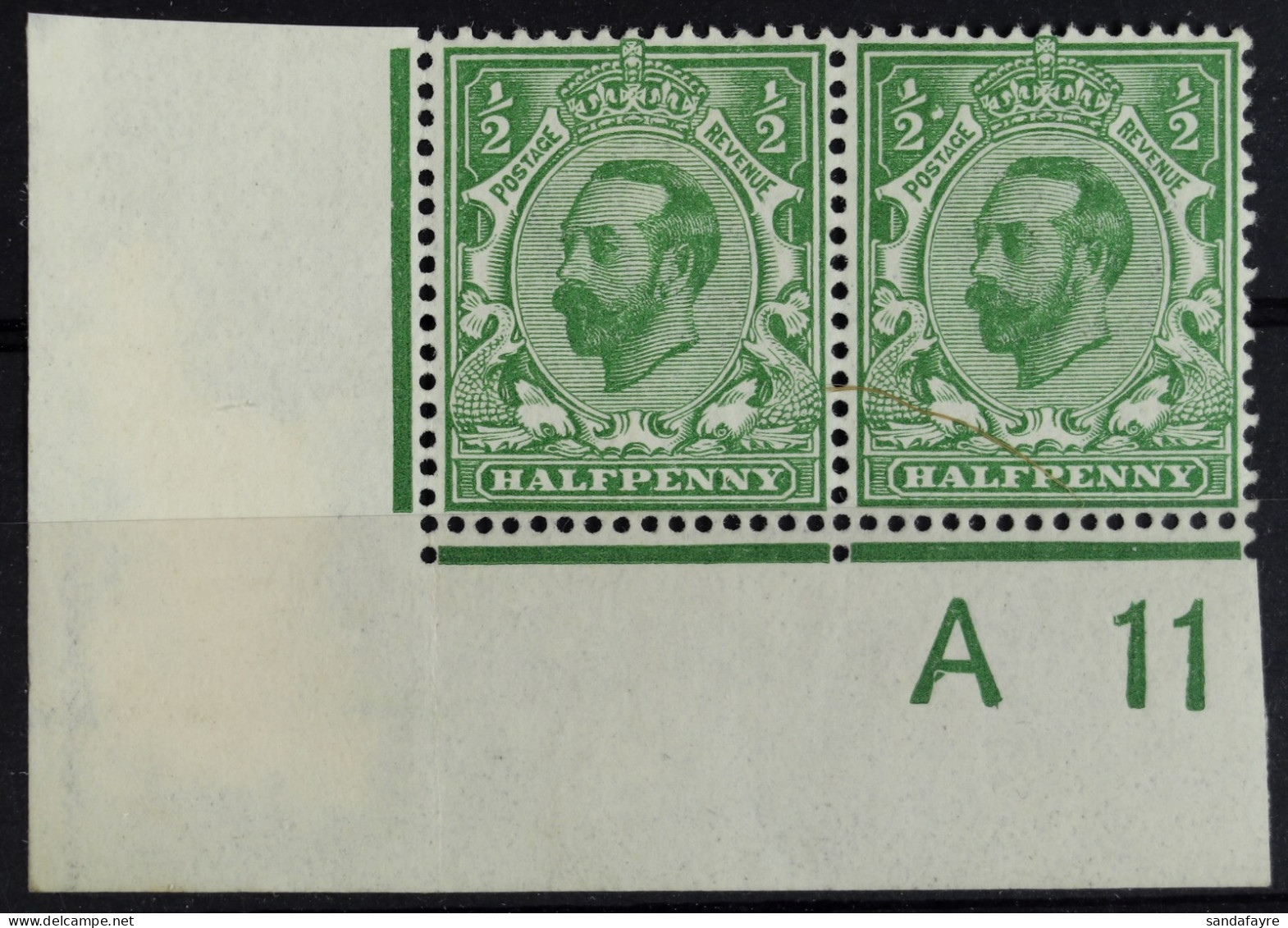 1911 Â½d Pale Green, SG Spec. N1 (2)c, A11 Wide Control Corner Pair, Perf. Type 2, Showing White Blob Right Of Left 'Â½' - Ohne Zuordnung