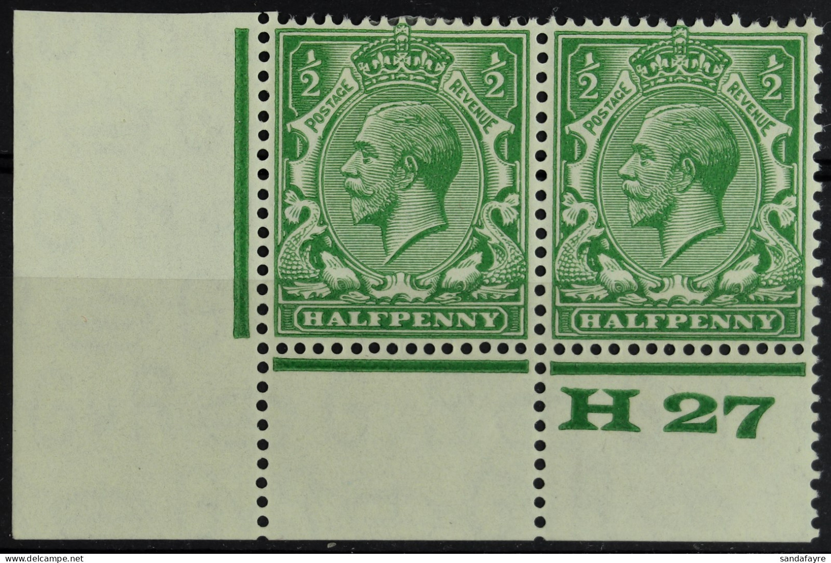 1924-26 Â½d Green, SG 418, 'H27' Control Corner Pair, Perf. Type 3A, Fine Mint, The Control Stamp Is Never Hinged. Cat.  - Zonder Classificatie