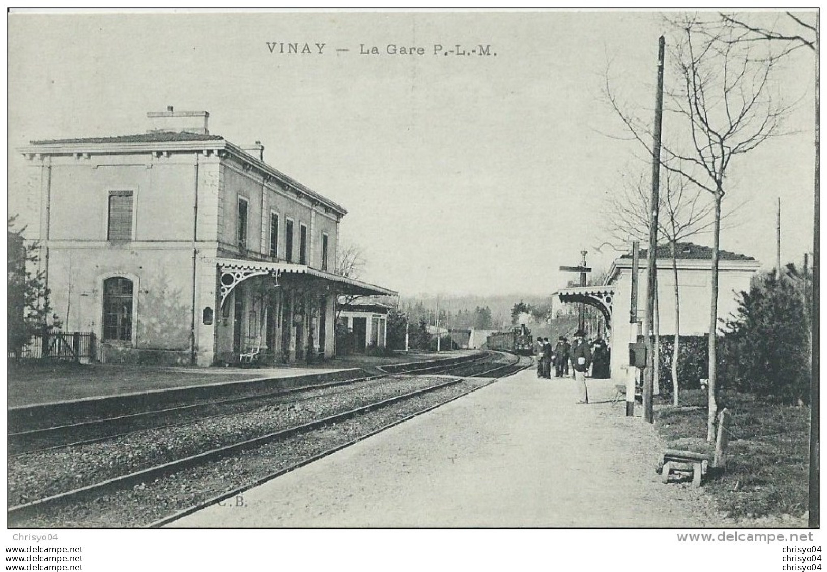43Sig   38 Vinay La Gare P.L.M. Train à L'arrivée En TTBE - Vinay