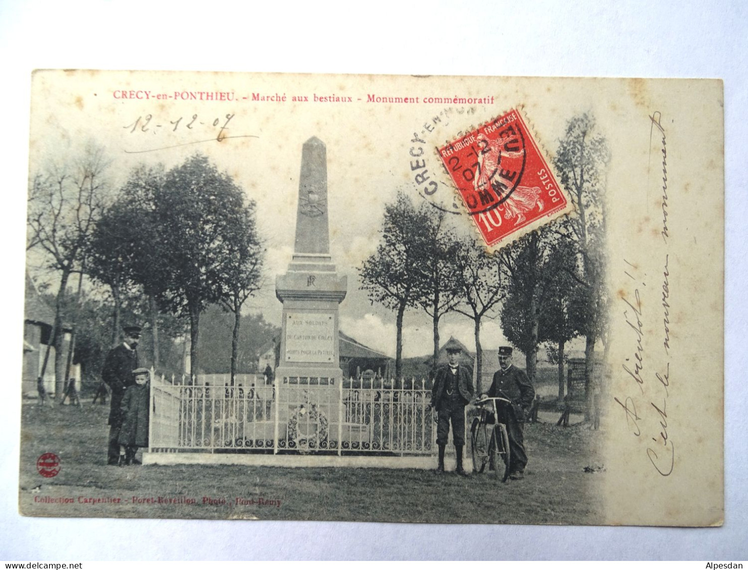 CRECY-EN-PONTHIEU. Le Marché Aux Bestiaux. Monument Commémoratif - Crecy En Ponthieu