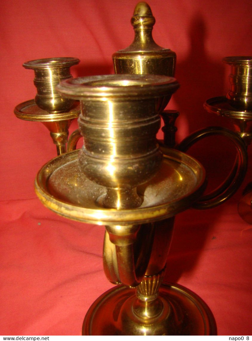 paire de candélabres en bronze à 3 bougeoirs
