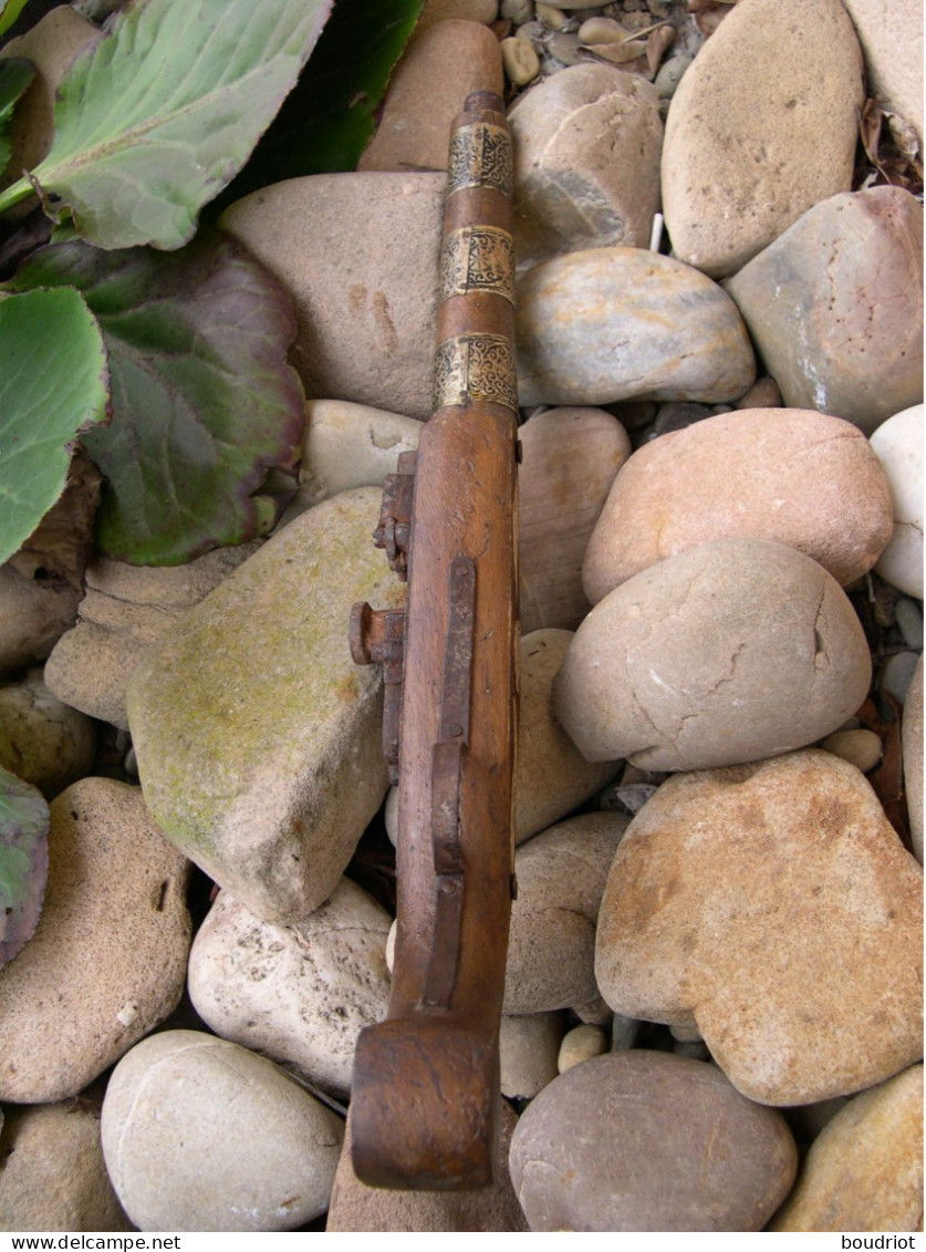 Rare Pistolet MOUKALA - Armes Neutralisées