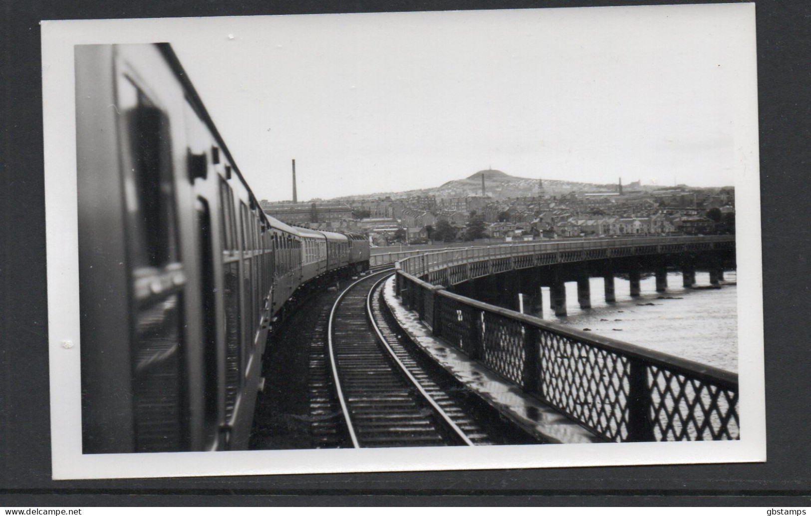 Train Northbound On The Tay Railway Bridge In 1967 Postcard Size Photo See Scan - Railway