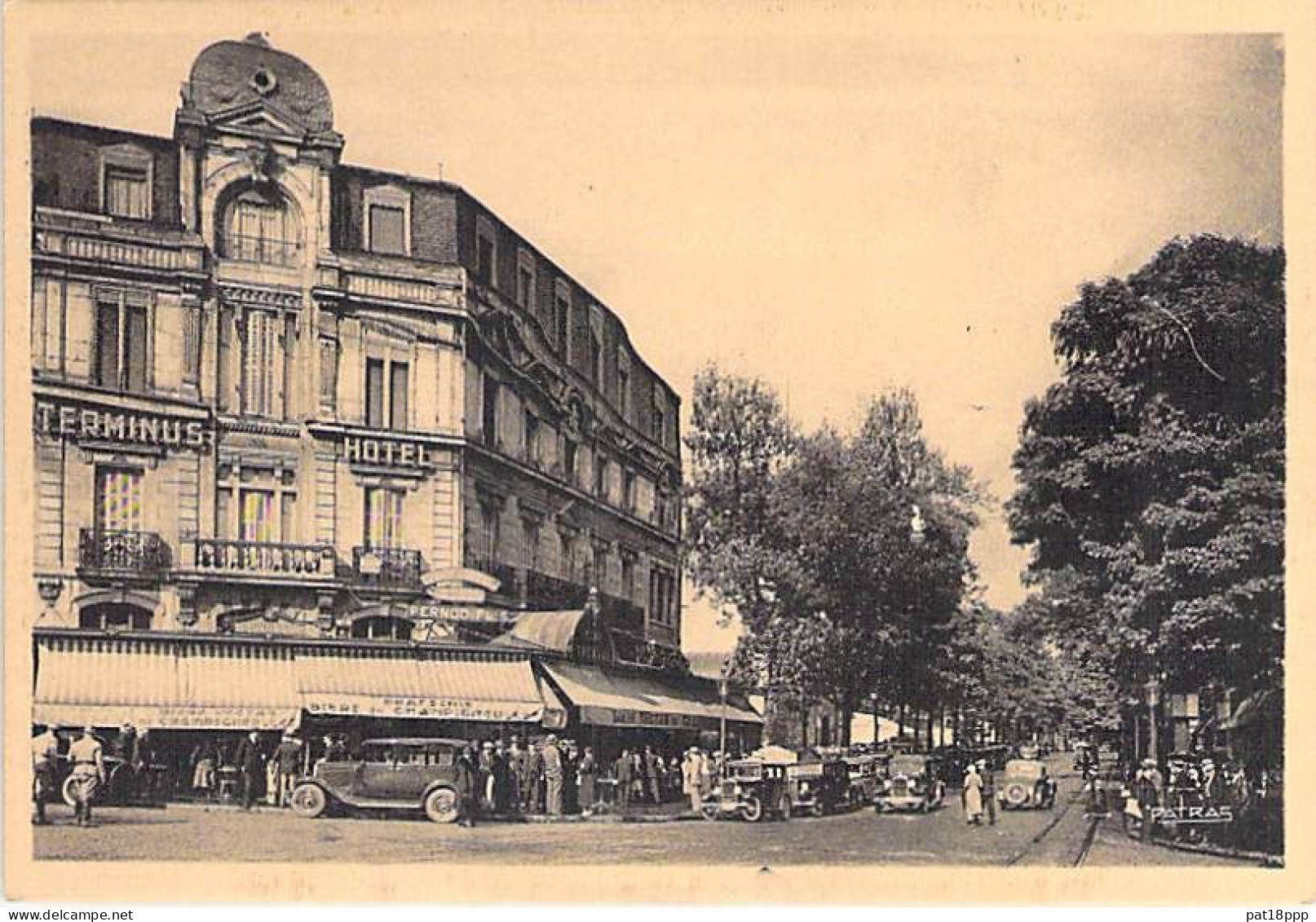 FRANCE – Lot de 20 CPA ou CPSM sépia (1940-50's) HÔTEL avec/sans RESTAURANT – Cartes toutes régions en BON ETAT