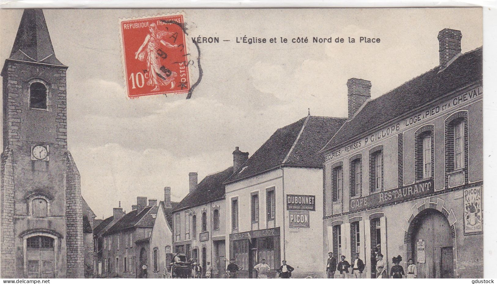 Yonne - Véron - L'Eglise Et Le Côté Nord De La Place - Veron