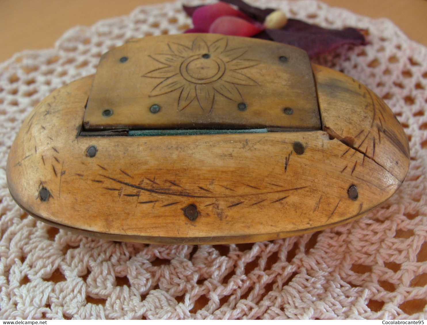 Tabatière Ancienne En Corne - Empty Tobacco Boxes