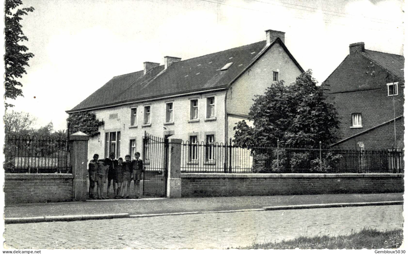 (186) Branchon Ecole Des Garçons - Eghezée