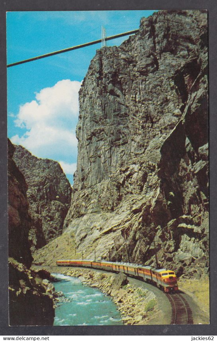 122658/ Royal Gorge, Rio Grande Train And World's Highest Suspension Bridge - Autres & Non Classés