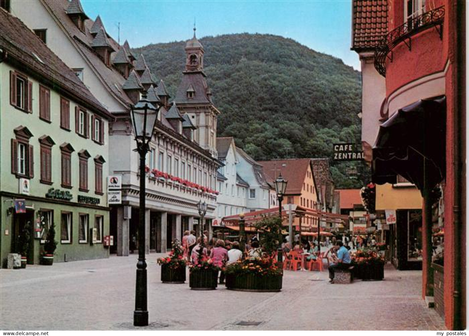 73877823 Geislingen  Steige Hauptstrasse Fussgaengerzone Mit Altem Rathaus  - Geislingen