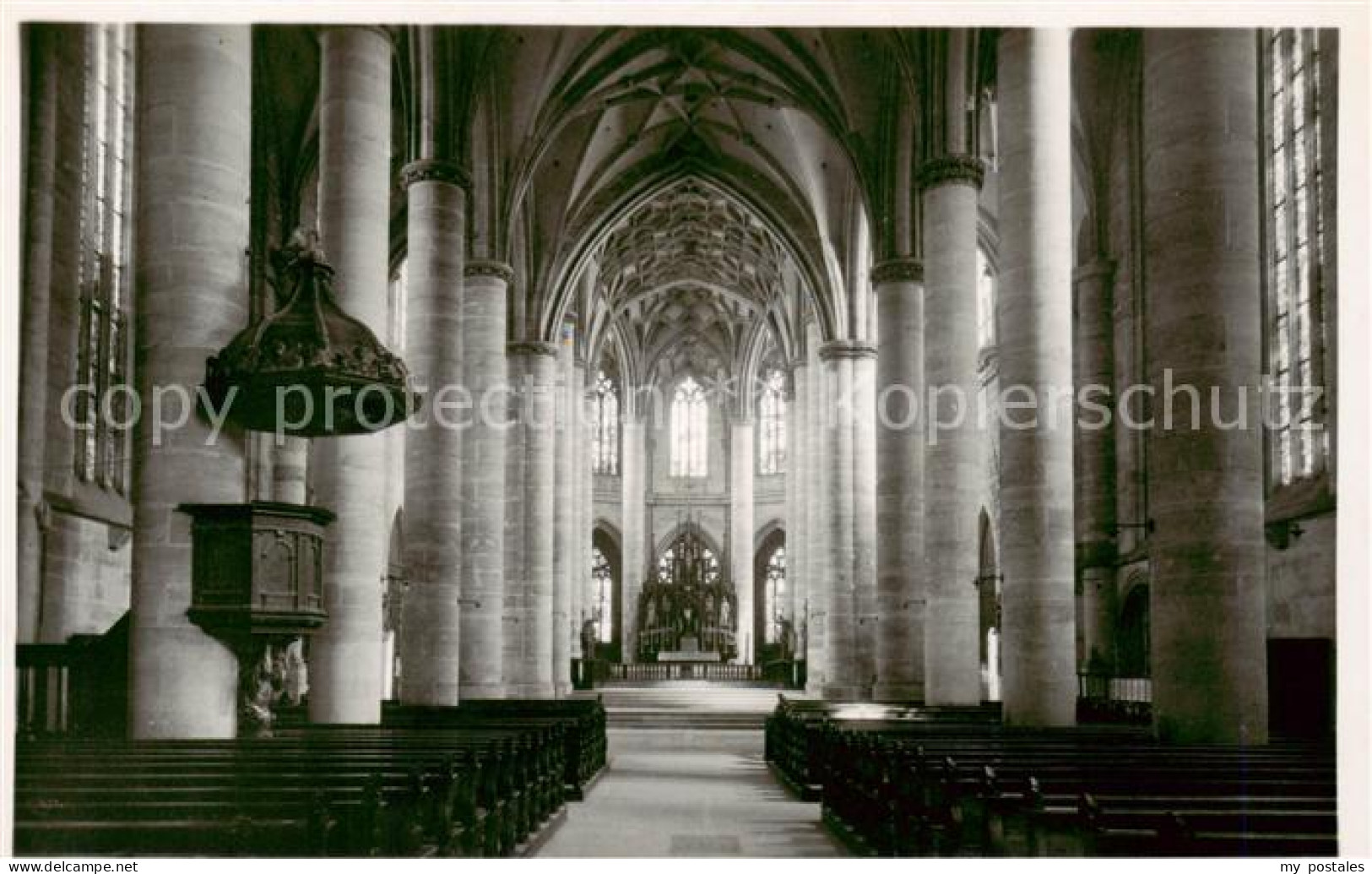 73809774 Schwaebisch Gmuend Innenansicht Muensterkirche Schwaebisch Gmuend - Schwaebisch Gmünd