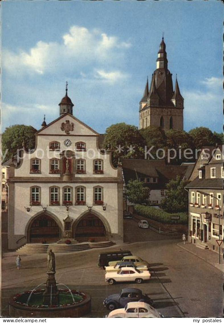 72434140 Brilon Marktplatz Mit Rathaus Propsteikirche Brilon - Brilon