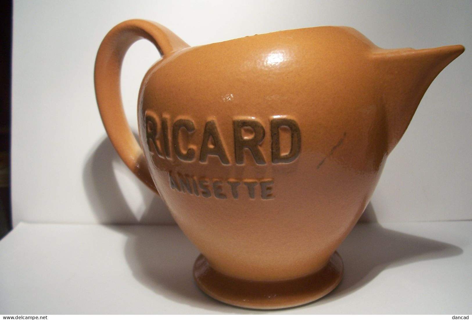 RICARD  ANISETTE  - PICHET EAU  - 1/2 LITRE - Jugs