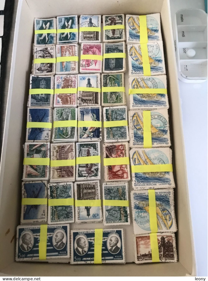 449  BOTTES  De  TIMBRES  De FRANCE   -  320  BOTTES PETIT FORMAT - 129  BOTTES GRAND FORMAT - OBLITERES - - Lots & Kiloware (mixtures) - Min. 1000 Stamps