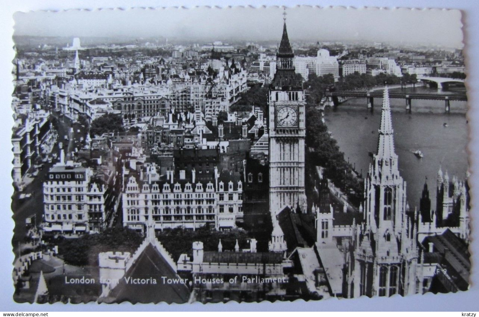 ROYAUME-UNI - ANGLETERRE - LONDON - Victoria Tower & Houses Of Parliament - Houses Of Parliament