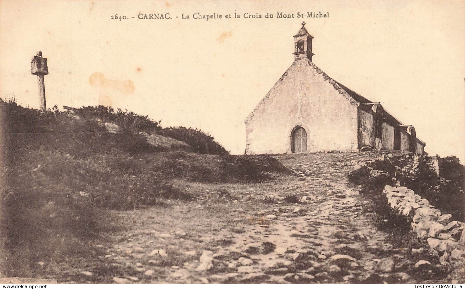 FRANCE - Carnac - Vue Sur La Chapelle Et La Croix Du Mont Saint Michel - Carte Postale Ancienne - Carnac