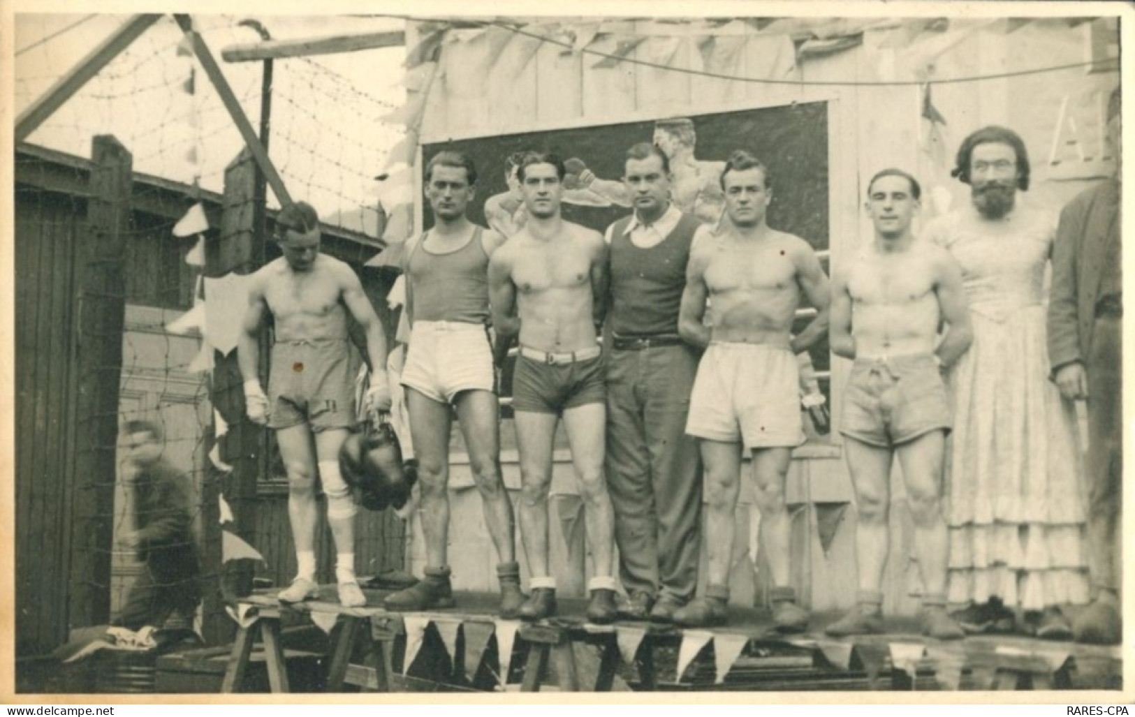 3 Format CPA Photo - Régiment à Identifer - PALAIS DES SPORTS - BOXE ANGLAISE - TTB - Humoristiques