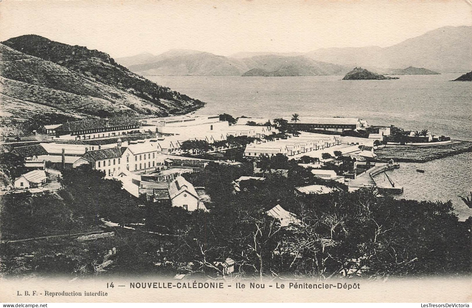 Nouvelle Calédonie - Ile Nou - Le Pénitencier Dépôt - Panorama - Mer -  Carte Postale Ancienne - Nueva Caledonia