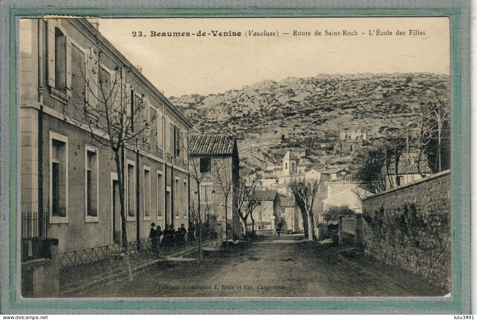 CPA - BEAUMES-de-VENISE (84) - Aspect De La Route De St-Roch Et De L'Ecole Des Filles En 1914 - Beaumes De Venise