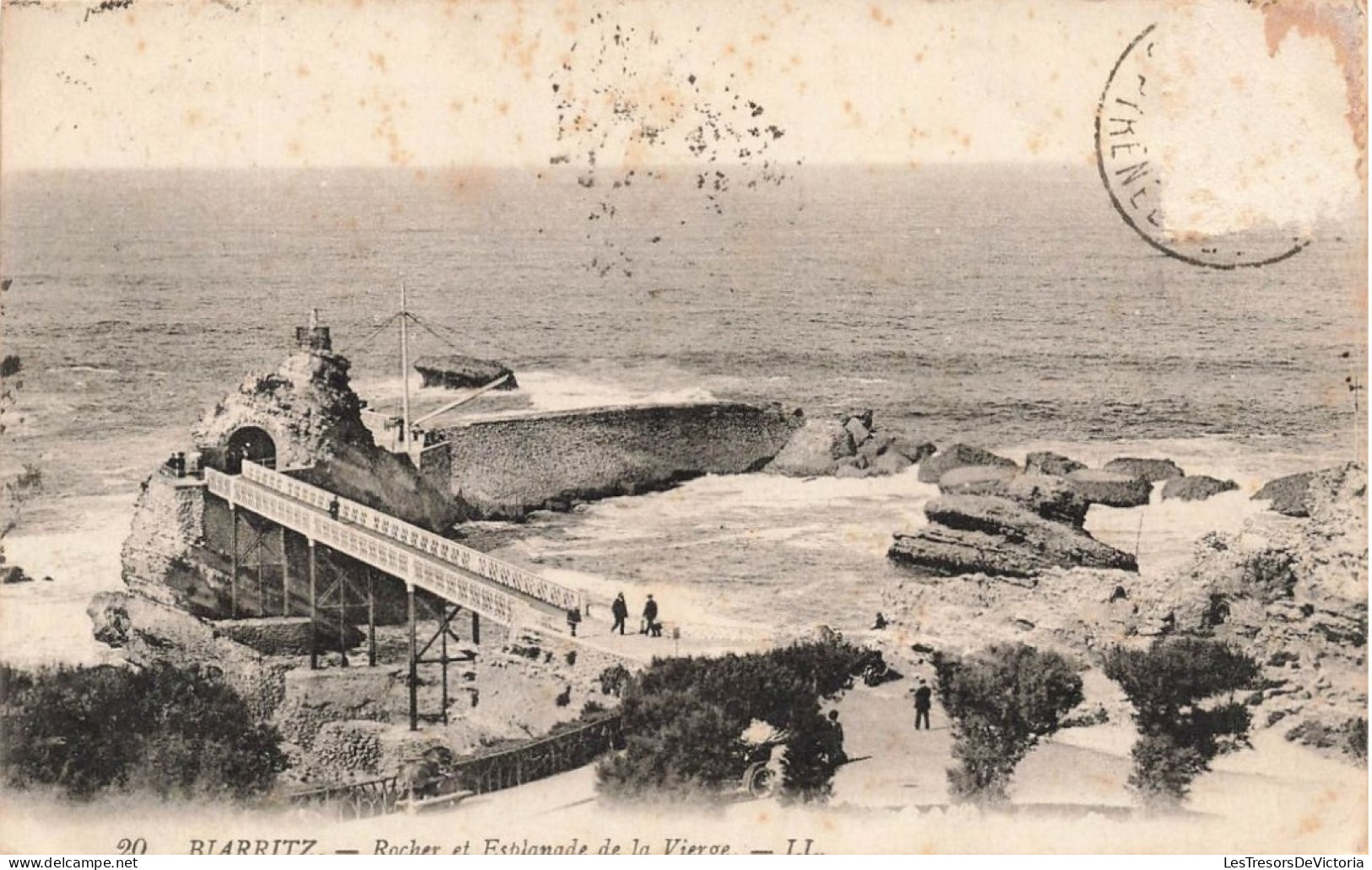 FRANCE - Biarritz - Vue Sur La Pointe Du Phare Et La Roche Ronde Percée -  Carte Postale Ancienne - Biarritz