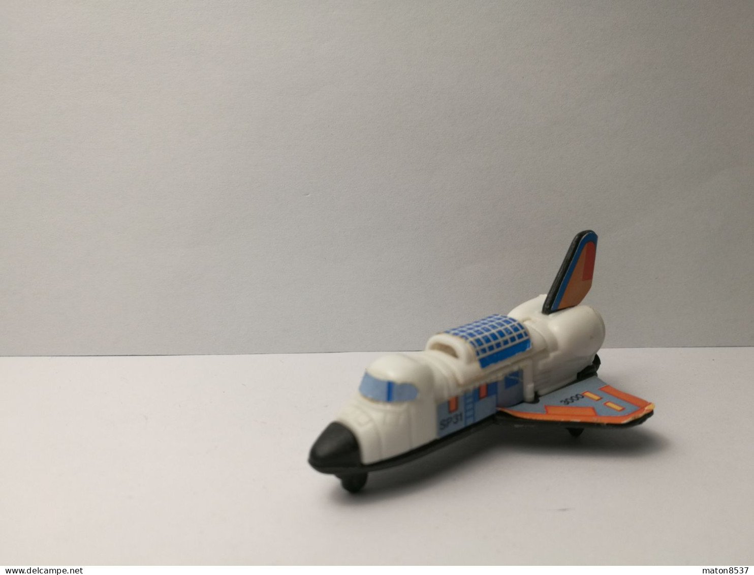 Kinder : K92 N70  Space Shuttle 1991 - Discovery - 1 - Montables