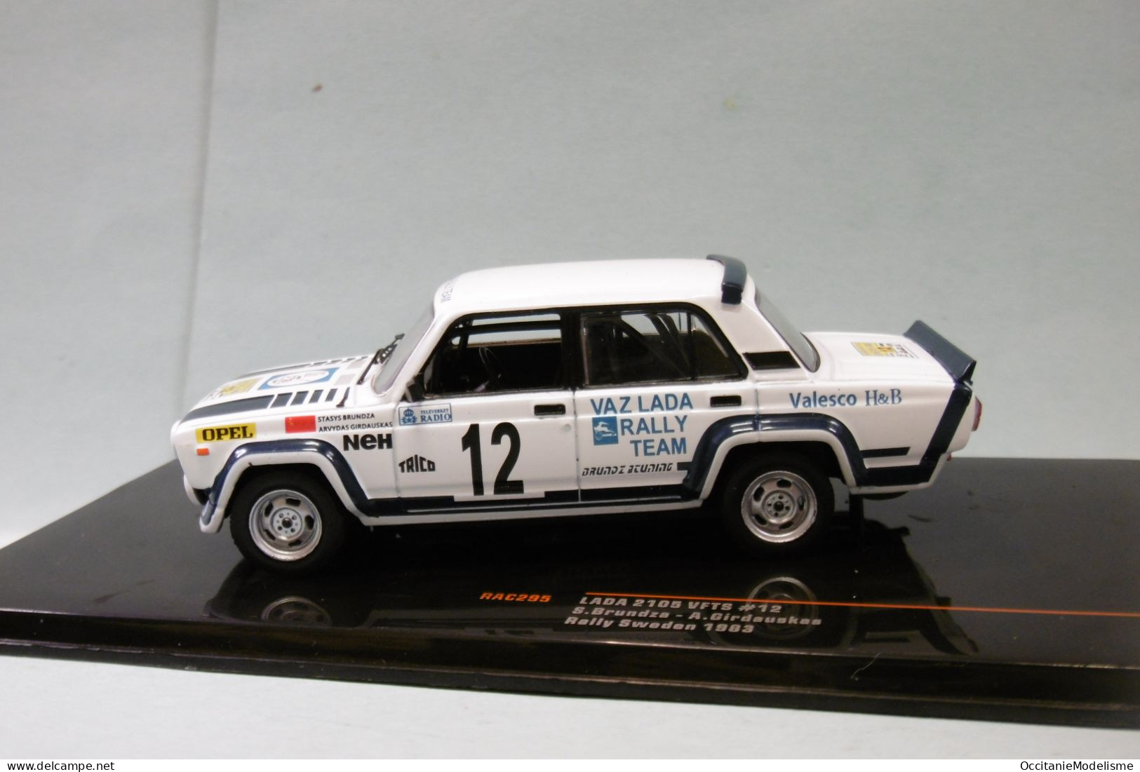 Ixo - LADA 2105 VFTS #12 Rally Sweden 1983 Brundza - Girdauskas Réf. RAC295 NBO Neuf 1/43 - Ixo