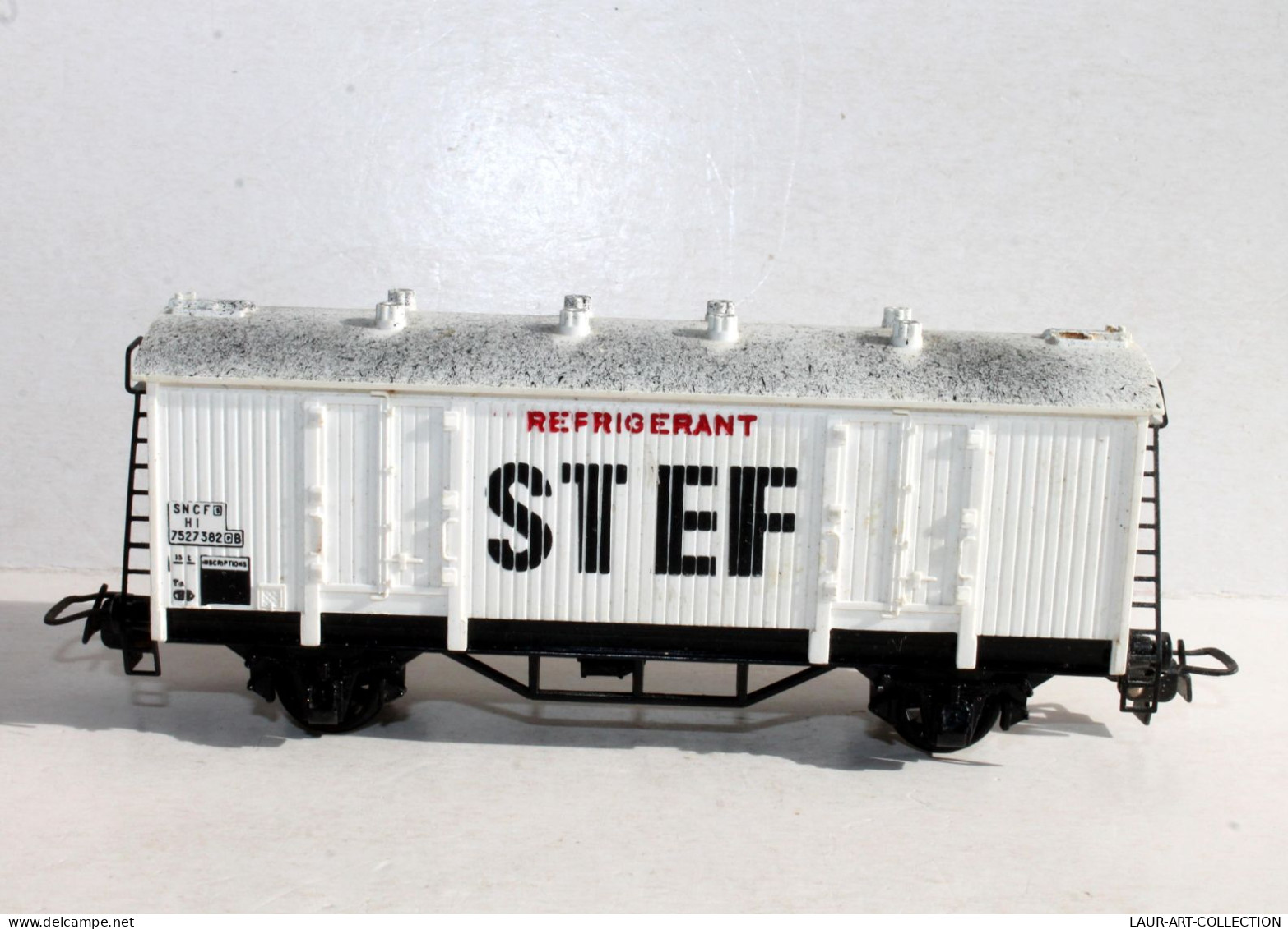 HORNBY HO WAGON REFRIGERANT STEF SNCF HI7527382 FOURGON FRIGORIFIQUE MARCHANDISE / TRAIN MODELISME FERROVIAIRE (1002.8 - Güterwaggons