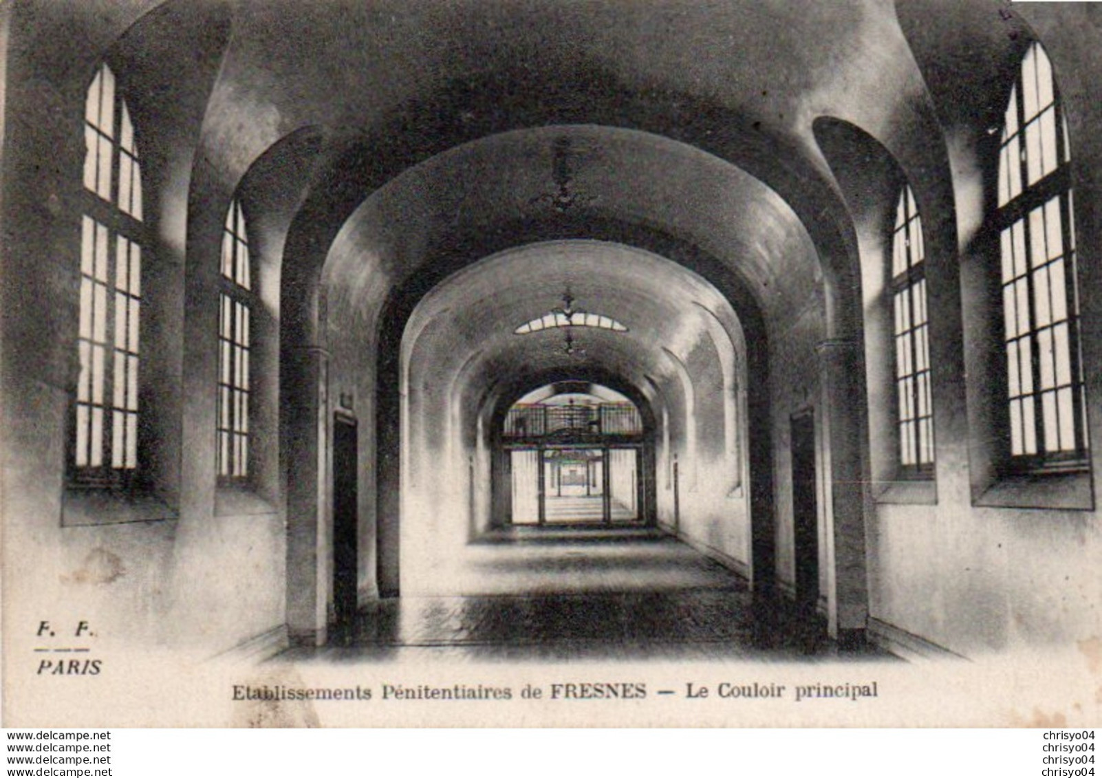 84Vn   94 Fresnes Prison Le Couloir Principal - Fresnes