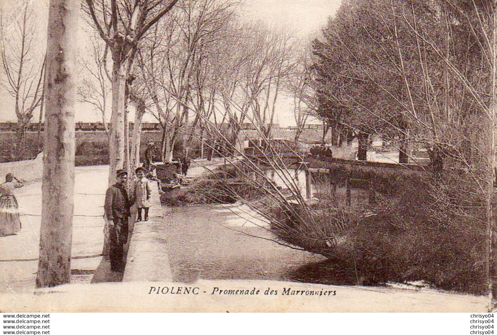 710Ax   84 Piolenc Promenade Des Marronniers - Piolenc