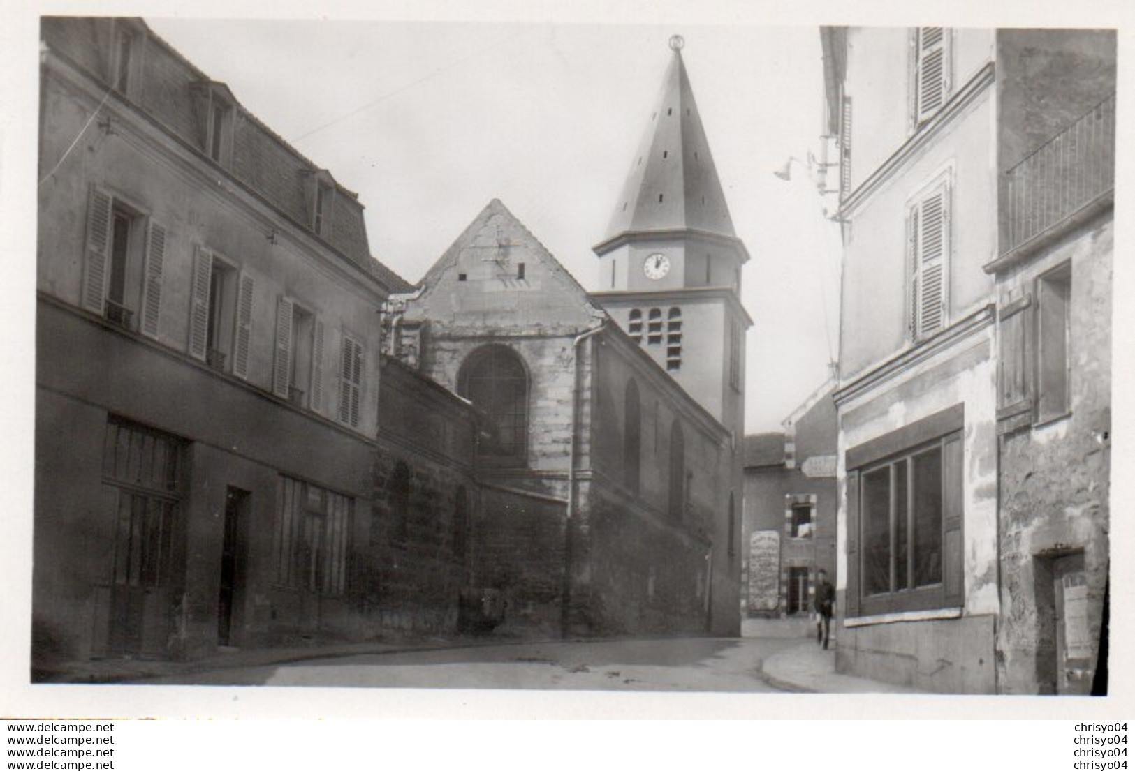 88Sv  78 Carrieres Sur Seine L'église Et La Rue - Carrières-sur-Seine