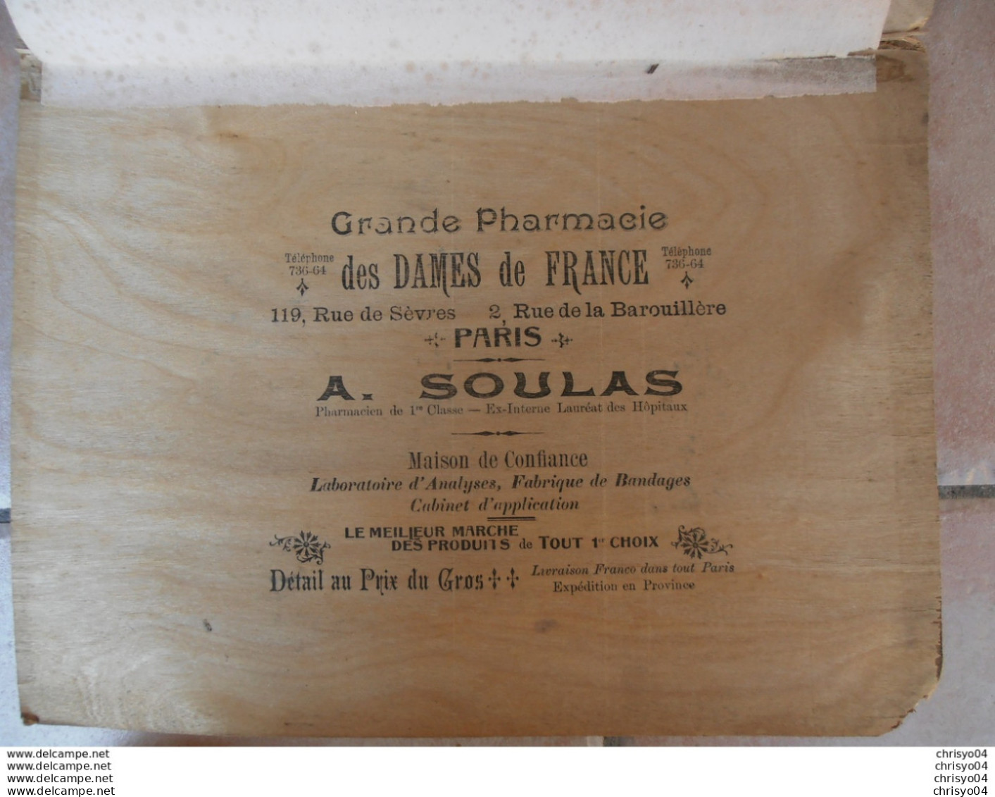 Mx04V  Porte Documents Ordonnances En Bois Décors Gaufré Papillon Fleurs Pharmacie Des Dames De France Paris - Other & Unclassified