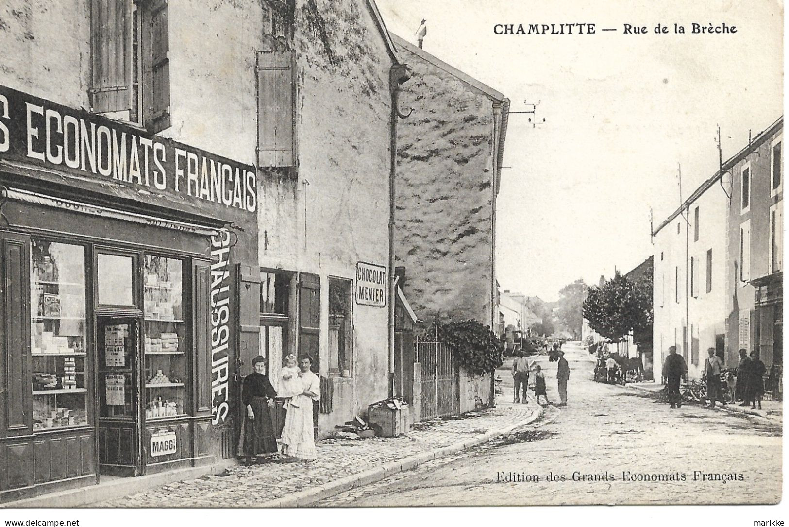 70 CHAMPLITTE - Rue De La Brèche, Animée, Commerces, Rare, Circulé, Voir Les Scans. - Champlitte