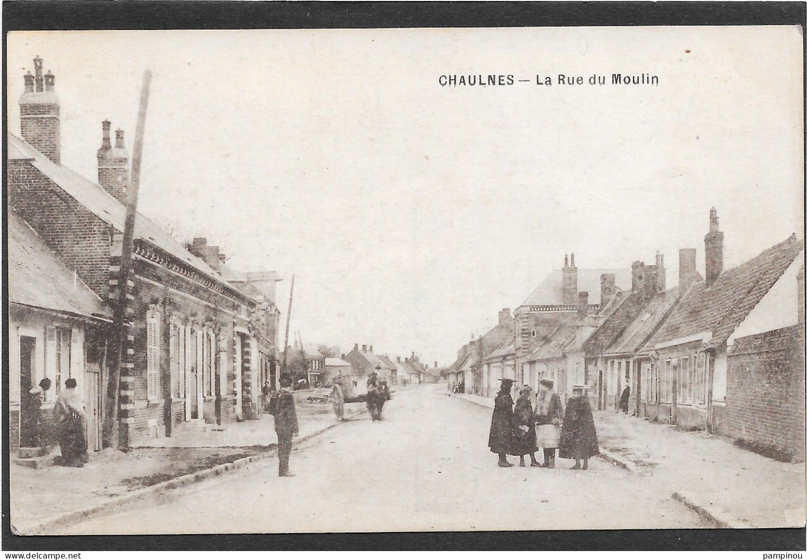 80 CHAULNES - Rue Du Moulin - Animée - Chaulnes