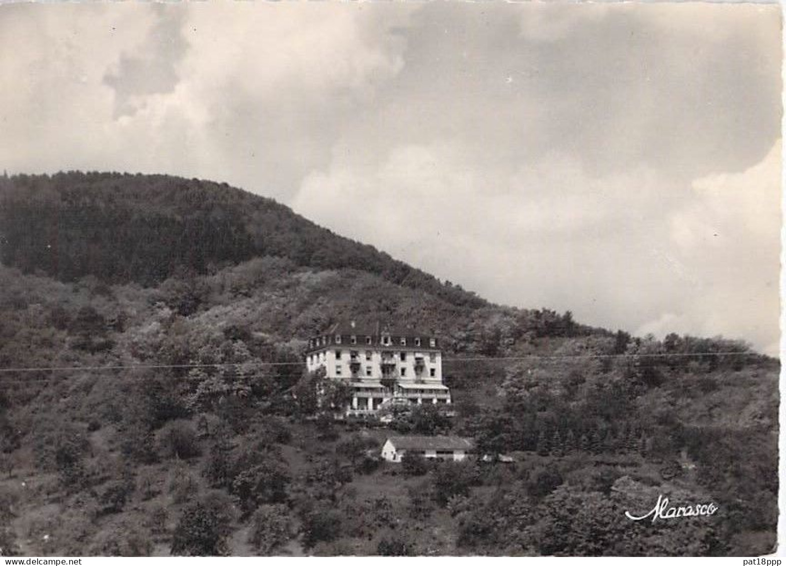 FRANCE – Lot De 15 CPSM Vues Aériennes D'HOTELS Et/ou RESTAURANTS -1960-70's Dentelées En BON ETAT - 5 - 99 Postcards