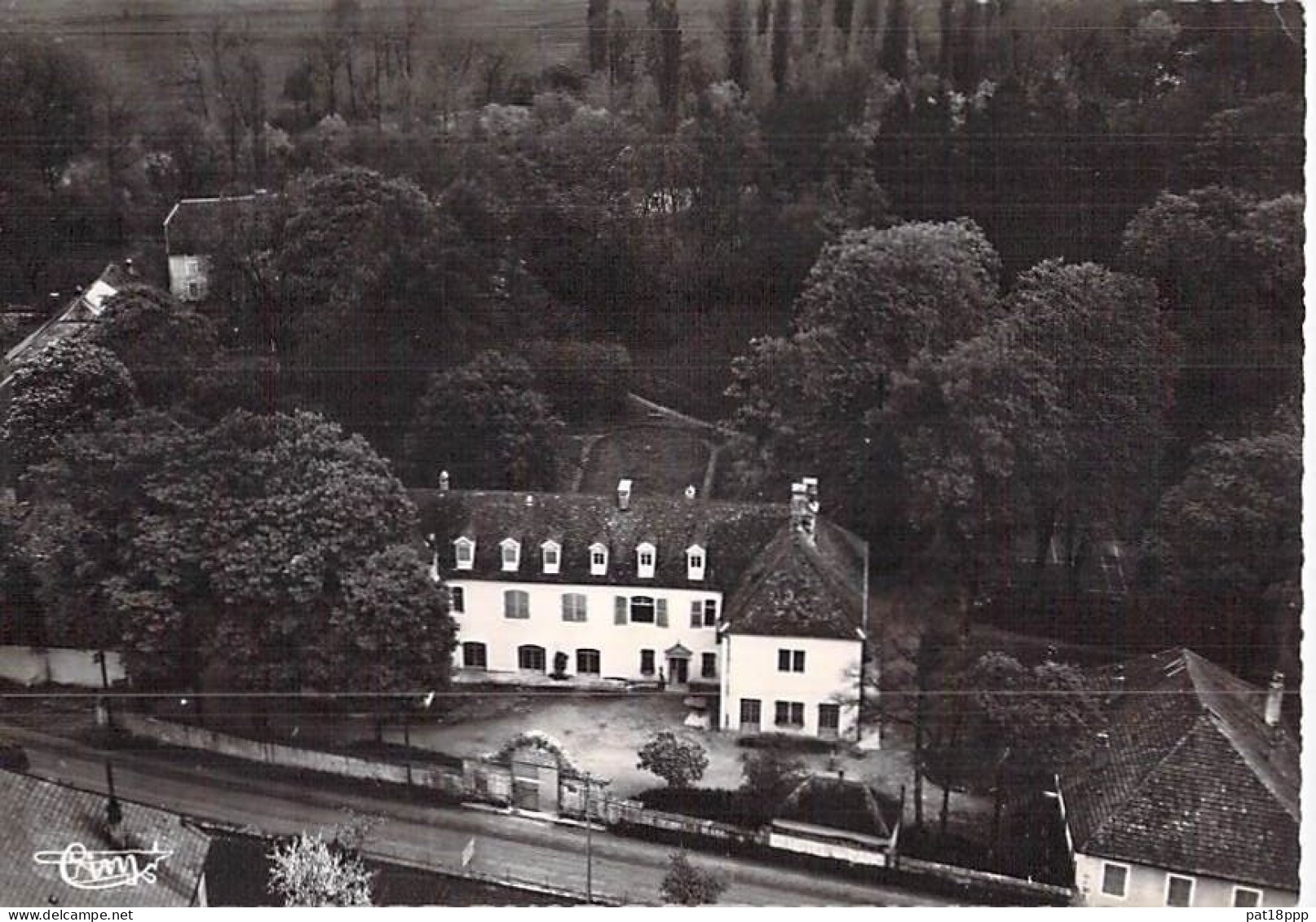 FRANCE – Lot de 15 CPSM Vues Aériennes d'HOTELS et/ou RESTAURANTS -1960-70's dentelées en BON ETAT