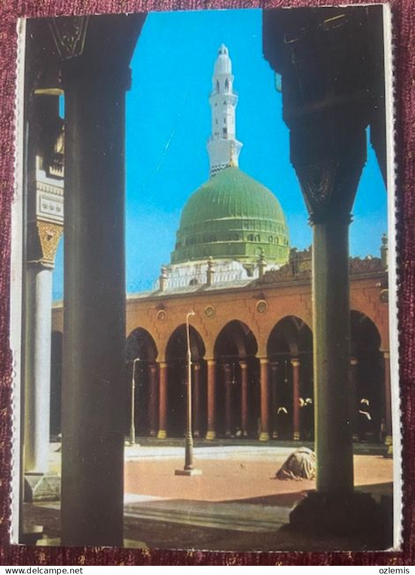 SAUDI ARABI ,MECCA ,THE LEGENDRY GREEN DOME IN THE PROPHET'S ,POSTCARD - Arabia Saudita