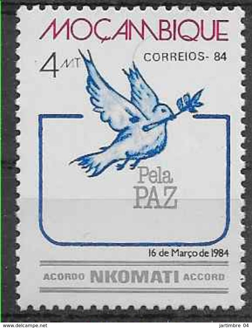 1984 MOZAMBIQUE 954 ** Paix, Colombe - Mozambique
