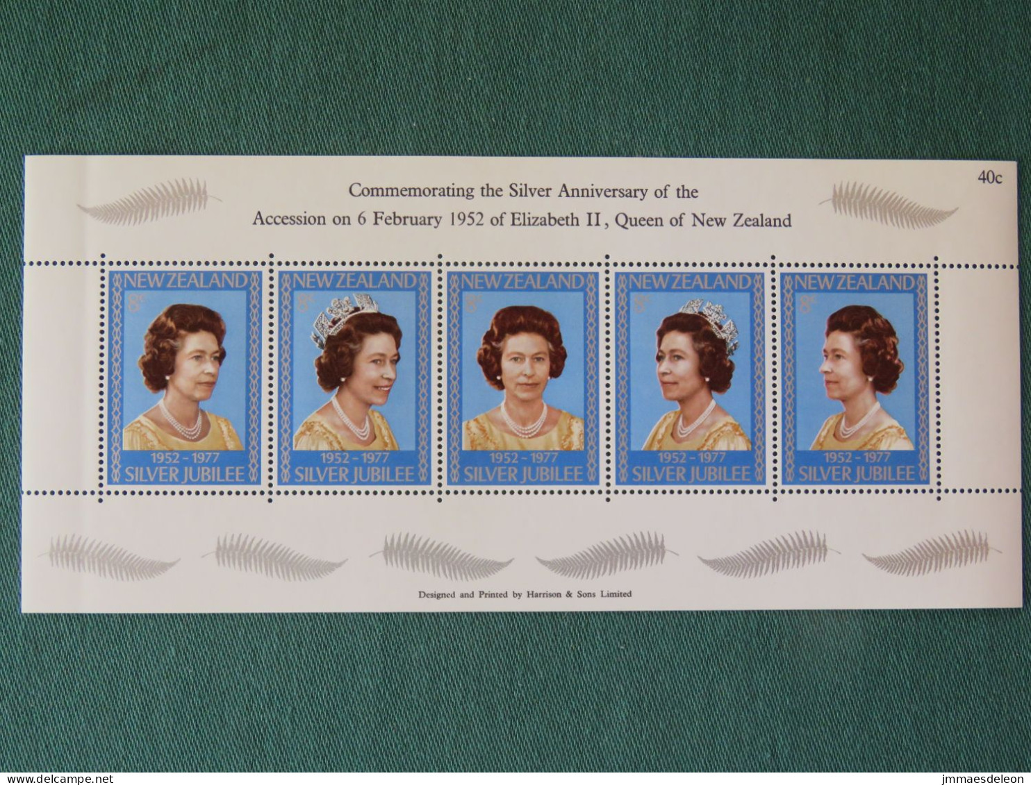 New Zealand 1977 Queen Silver Jubilee Sheet - Mint - Nuovi