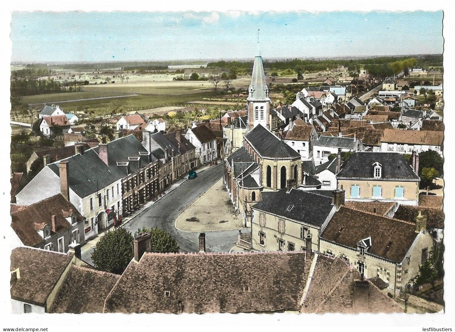 CPM 45 En Avion Au-dessus De OUZOUER-SUR-LOIRE - Place De L' Eglise - Ouzouer Sur Loire