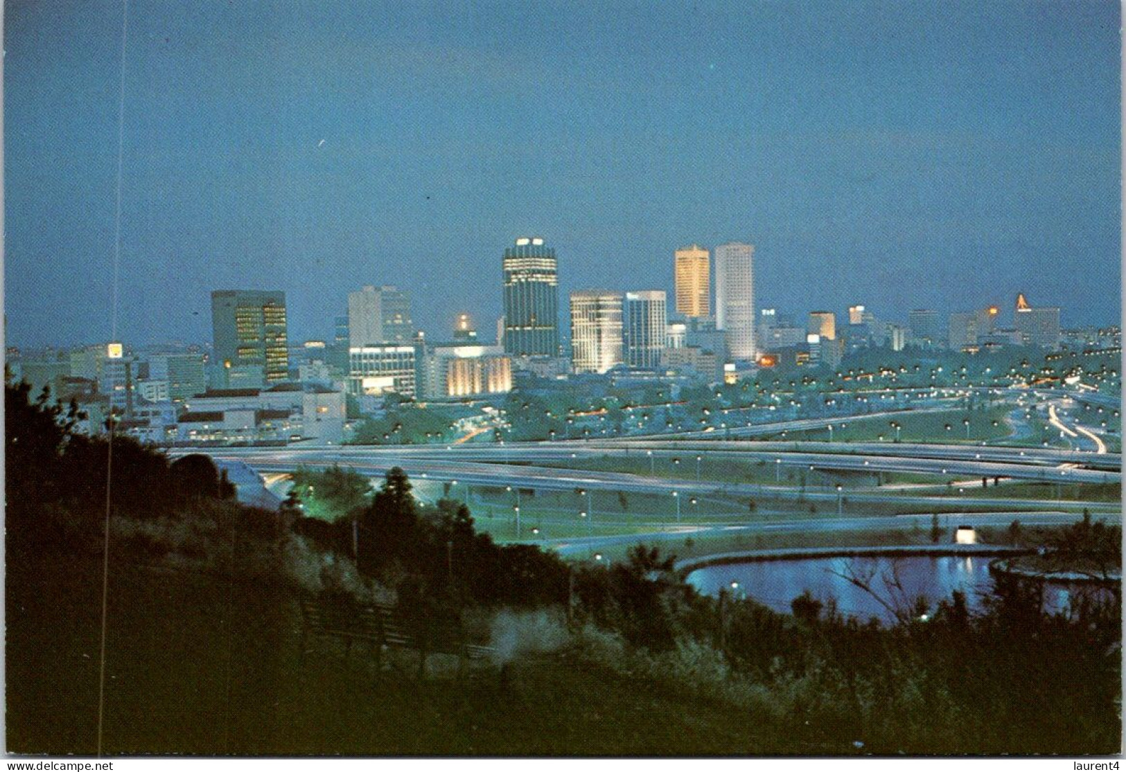 17-2-2024 (4 X 26) Australia - WA - Perth At Dusk (Emu Souvenirs) - Perth