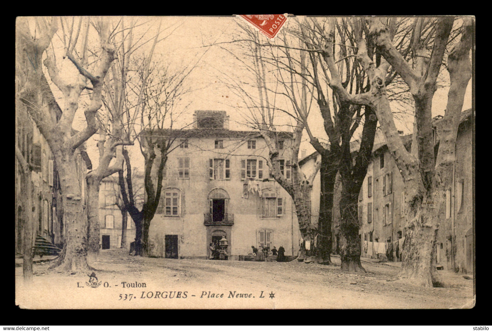 83 - LORGUES - PLACE NEUVE - Lorgues